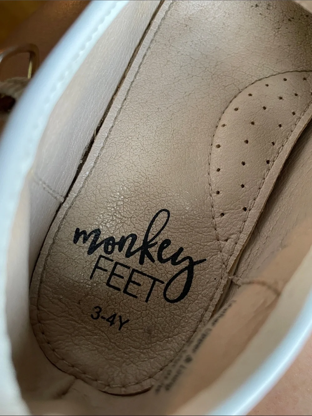 Leather Monkey Feet White Girls Mary Jane Shoes with Bow size 3-4 soft